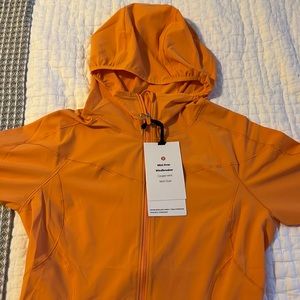 Lululemon Mist Over windbreaker